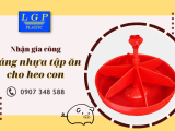 Gia công máng nhựa tập ăn cho heo con giá tốt – Lâm Gia Phát 